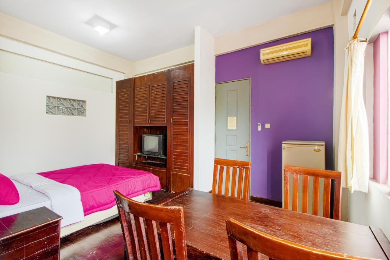 Tobana House Bintaro Hotell Jakarta Eksteriør bilde