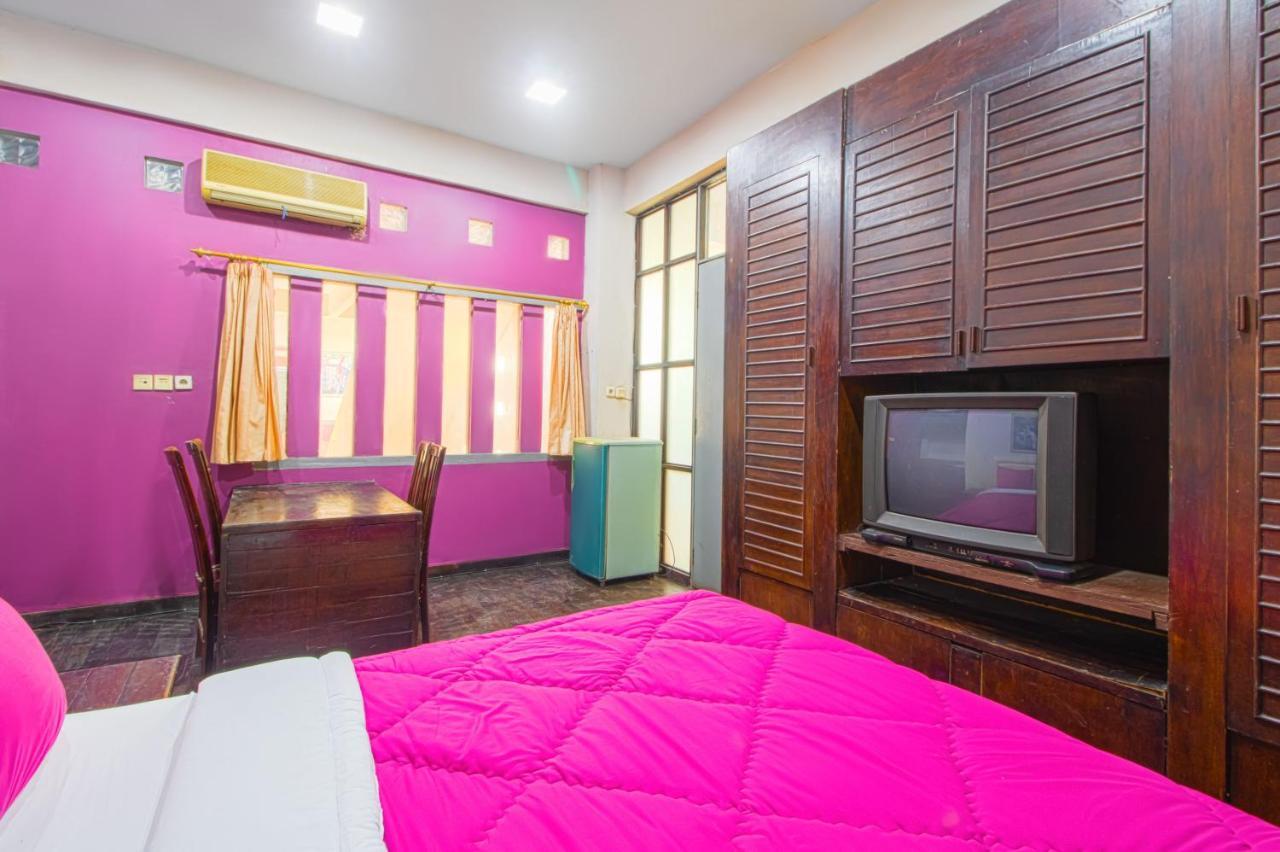 Tobana House Bintaro Hotell Jakarta Eksteriør bilde