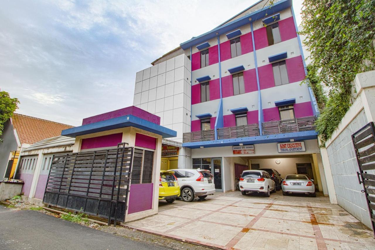 Tobana House Bintaro Hotell Jakarta Eksteriør bilde